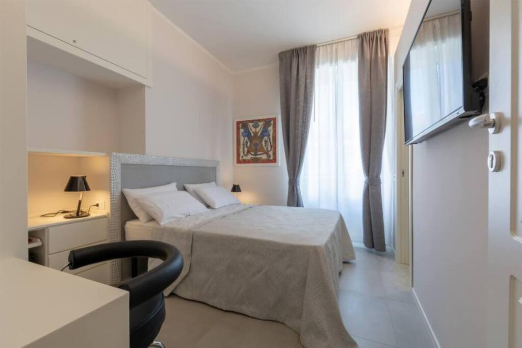 Stylish Four Bedrooms Apartment - Florence Center ภายนอก รูปภาพ